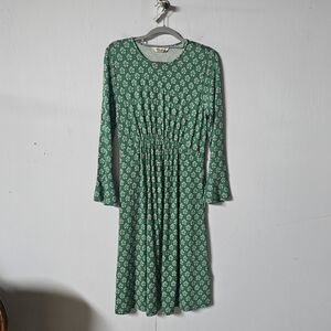 Boden Size 6R Long Bell Sleeves Green Floral Midi Knit Dress Floral Round Neck